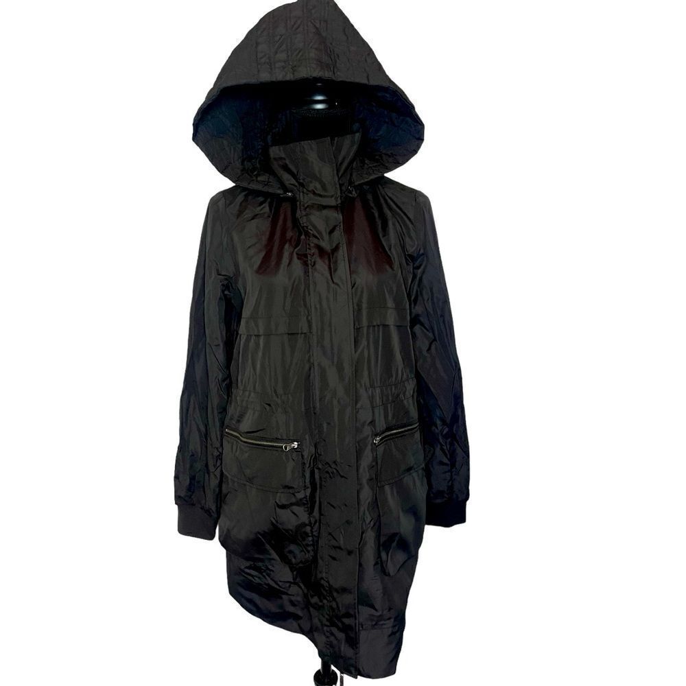 ZELLA BLACK QUILTED HOODED RAIN JACKET/COAT W ZIPPERS PO KETS AND BUTTONS SIZE S